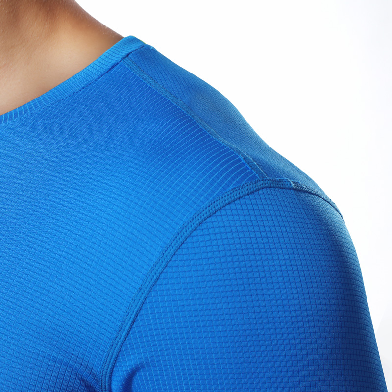 Sportief, sneldrogend T-shirt  - Embroidery Logo recensie en prijs