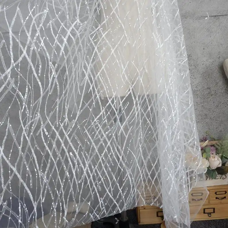 Zware pailletten kant stof blo - Embroidery Veil recensie en prijs