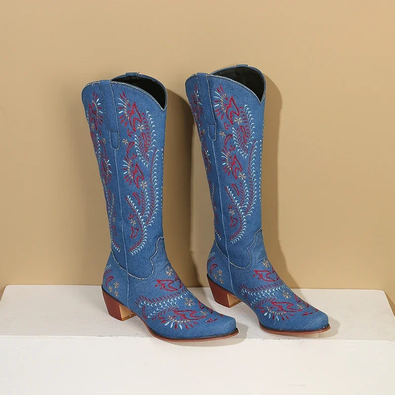Blauwe denim westerse cowgirl  - Embroidery Jeans recensie en prijs